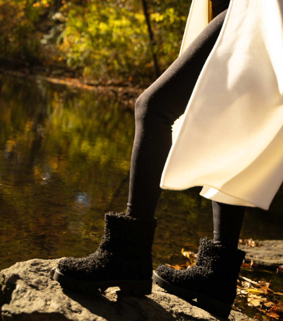 Varuna Black Vegan Shearling Pull on Boot Sustainable O2 Monde