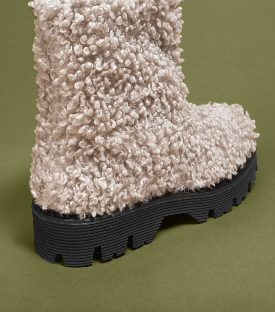 Varuna:  Beige Shearling