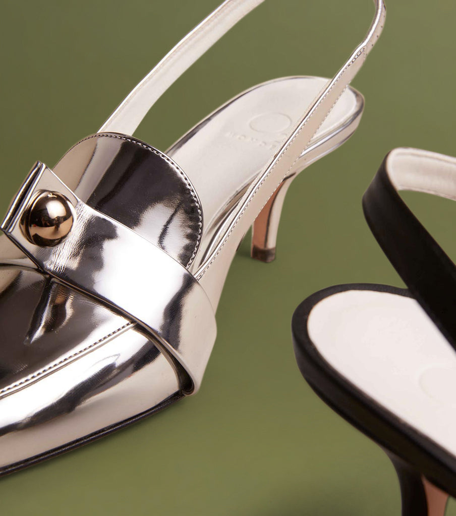 Virginia: Metallic Silver